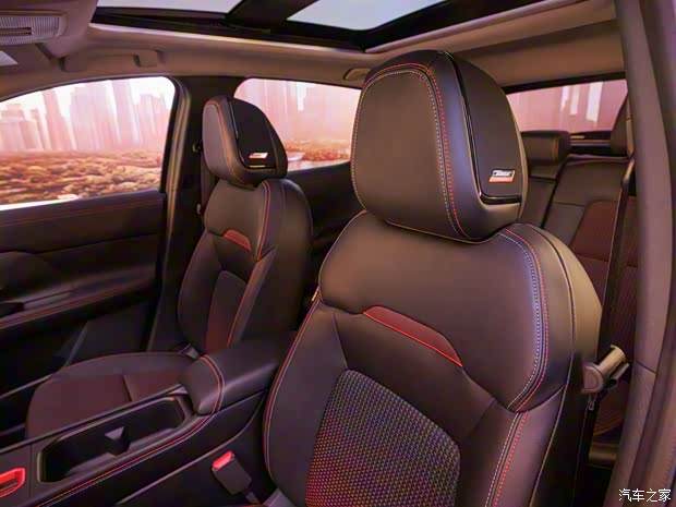 東風(fēng)日產(chǎn) 勁客 2025款 SR 美國(guó)版