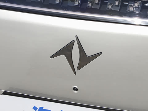 2025款 636Ultra智驾版 5座 2025款 636Ultra智驾版 5座