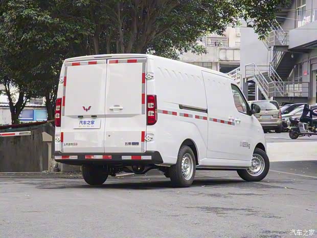 上汽通用五菱 五菱揚光 2024款 300km 實用型