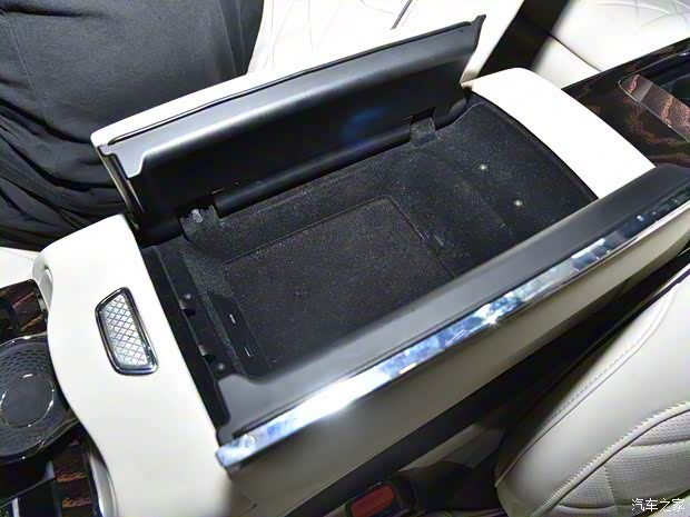 一汽红旗 红旗国雅 2024款 4.0T