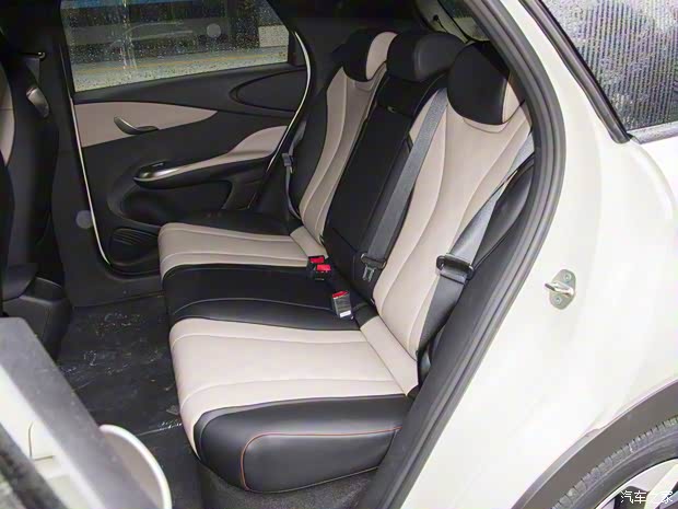 比亞迪 海豚 2024款 榮耀版 420km 時(shí)尚版