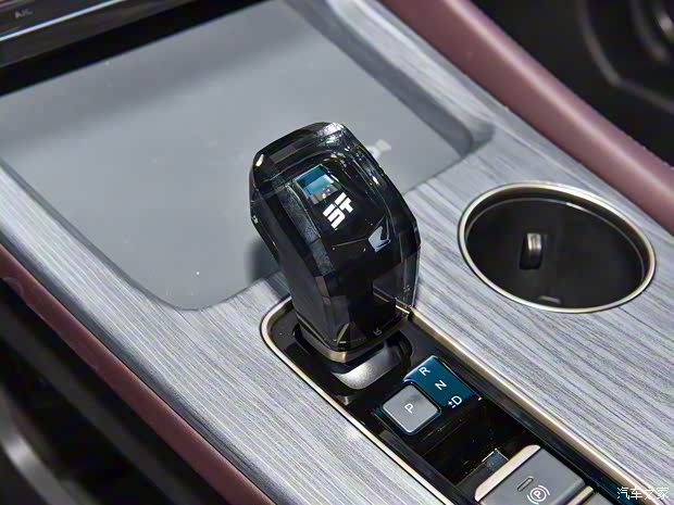 奇瑞汽车 捷途X90 PRO 2024款 1.6T DCT豪华版 7座 奇瑞汽车 捷途X90 PRO 2024款 1.6T DCT豪华版 7座