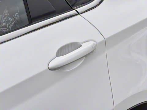 2025款 冠军版 1.5T DCT冠军MAX 5座 2025款 冠军版 1.5T DCT冠军MAX 5座