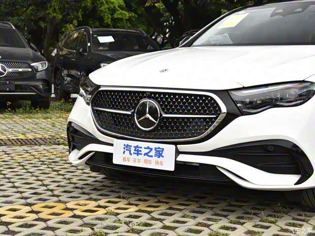 奔驰(进口) 奔驰E级(进口) 2024款 E 300 豪华型运动版 奔驰(进口) 奔驰E级(进口) 2024款 E 300 豪华型运动版