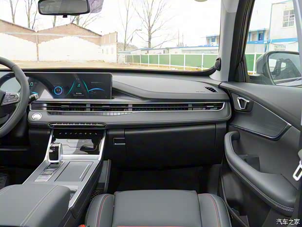 奇瑞汽车 瑞虎7 2024款 1.5T CVT尊贵版 奇瑞汽车 瑞虎7 2024款 1.5T CVT尊贵版