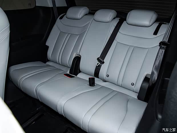 上汽大通 大家7 2024款 超混 超长续航版 旗舰版 上汽大通 大家7 2024款 超混 超长续航版 旗舰版