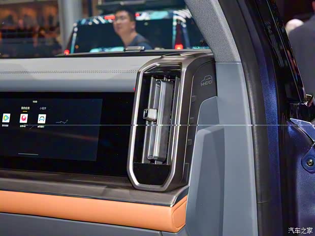 猛士科技 猛士917 2024款 高地雄狮 猛士科技 猛士917 2024款 高地雄狮