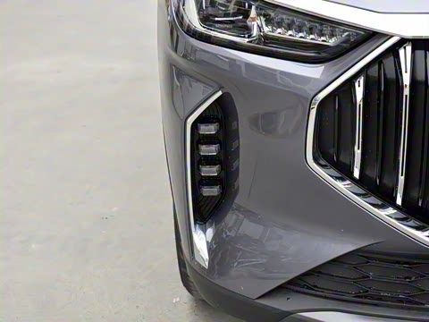 2025款 冠军版 1.5T 手动冠军 7座 2025款 冠军版 1.5T 手动冠军 7座