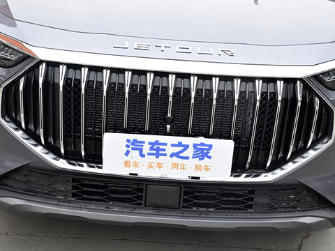 2025款 冠军版 1.5T 手动冠军 7座 2025款 冠军版 1.5T 手动冠军 7座