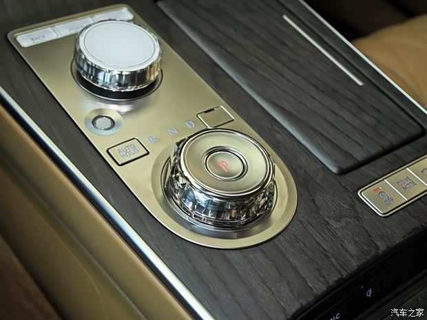 捷尼赛思 捷尼赛思G80 2024款 2.5T 四驱旗舰版 捷尼赛思 捷尼赛思G80 2024款 2.5T 四驱旗舰版