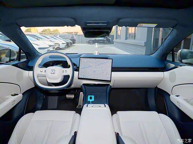 極氪 極氪007 2024款 四驅(qū)智駕版 75kWh