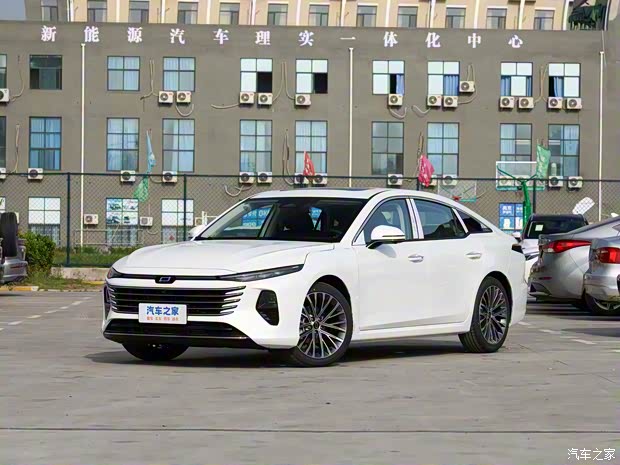 一汽奔騰 奔騰B70 2024款 龍騰版 1.5T 領躍型