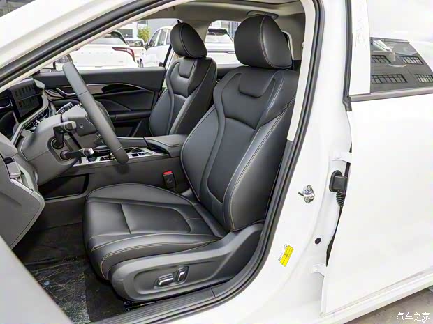 一汽奔騰 奔騰B70 2024款 龍騰版 1.5T 領躍型