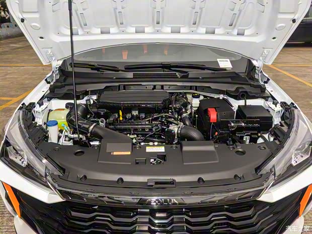 东风乘用车 奕炫 2024款 1.5T 自动劲擎版 东风乘用车 奕炫 2024款 1.5T 自动劲擎版