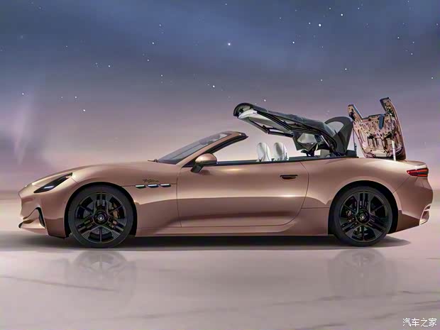 玛莎拉蒂 GranCabrio EV 2024款 Folgore 玛莎拉蒂 GranCabrio EV 2024款 Folgore