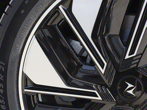 2025款 636Ultra智驾版 5座 2025款 636Ultra智驾版 5座