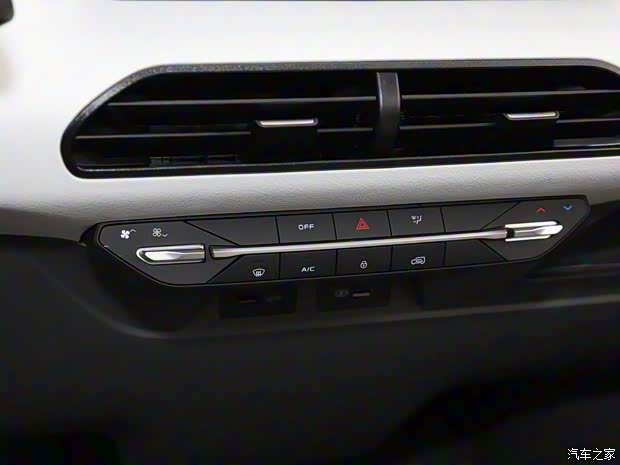 吉利汽车 熊猫 2024款 200km 熊猫卡丁 吉利汽车 熊猫 2024款 200km 熊猫卡丁