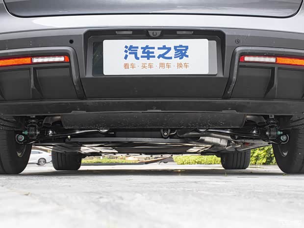 比亚迪 秦L 2024款 DM-i 80KM高配版