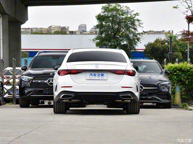 奔驰(进口) 奔驰E级(进口) 2024款 E 300 豪华型运动版 奔驰(进口) 奔驰E级(进口) 2024款 E 300 豪华型运动版