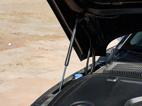 2025款 EV 智驾版 605KM尊荣型 2025款 EV 智驾版 605KM尊荣型