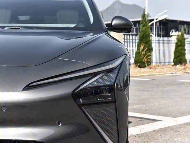 智己汽車 智己L7 2024款 后驅(qū)版