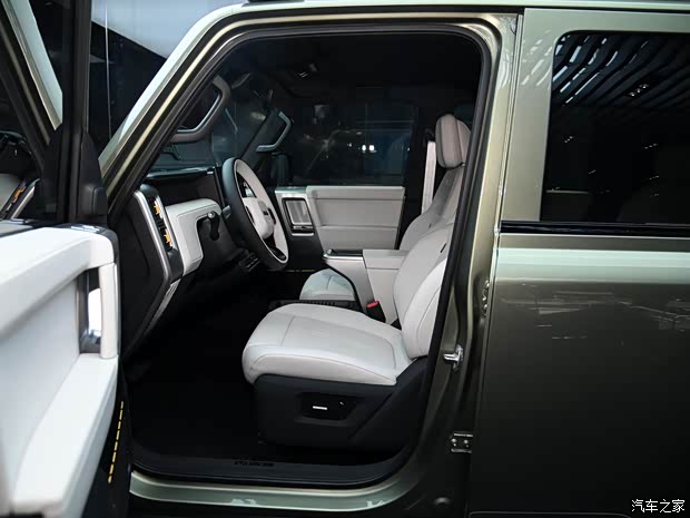 奇瑞新能源 奇瑞iCAR V23 2025款 四驅(qū)