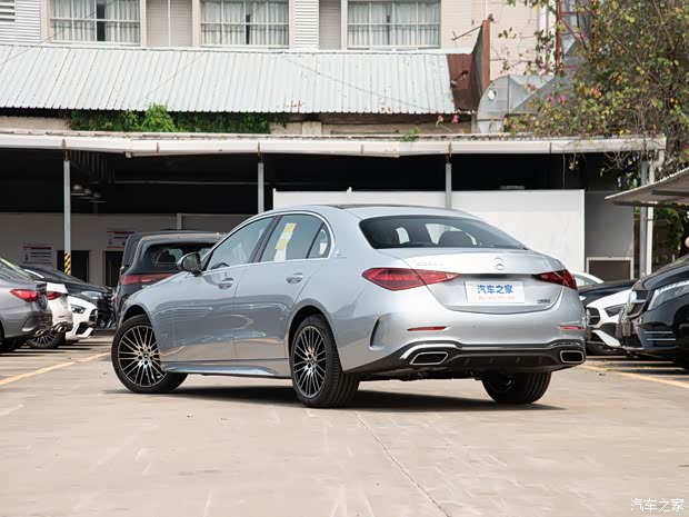 北京奔馳 奔馳C級 2024款 改款二 C 260 L 運(yùn)動版