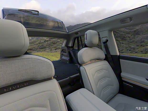 RIVIAN RIVIAN R3 2024款 基本型 RIVIAN RIVIAN R3 2024款 基本型