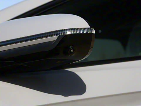 2025款 EV 智驾版 506KM尊贵型 2025款 EV 智驾版 506KM尊贵型