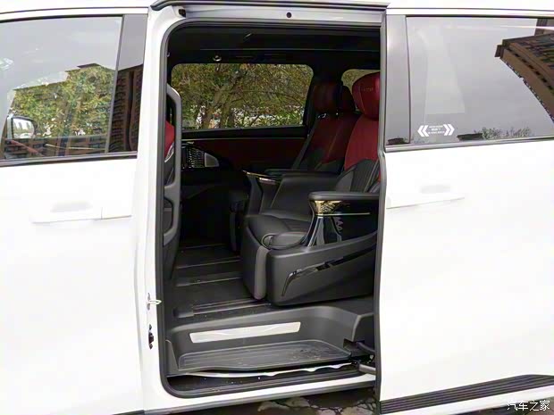 廣汽乘用車 傳祺M8 2024款 宗師系列 400T 先鋒