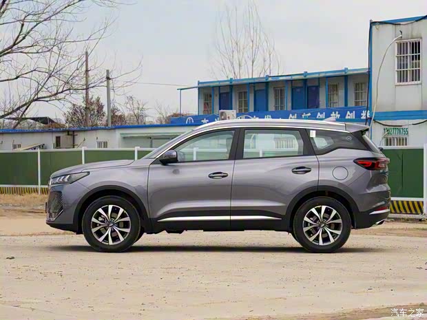 奇瑞汽车 瑞虎7 2024款 1.5T CVT尊贵版 奇瑞汽车 瑞虎7 2024款 1.5T CVT尊贵版