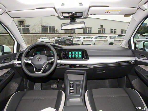 一汽-大众 高尔夫 2024款 280TSI DSG Pro 乐享版 一汽-大众 高尔夫 2024款 280TSI DSG Pro 乐享版