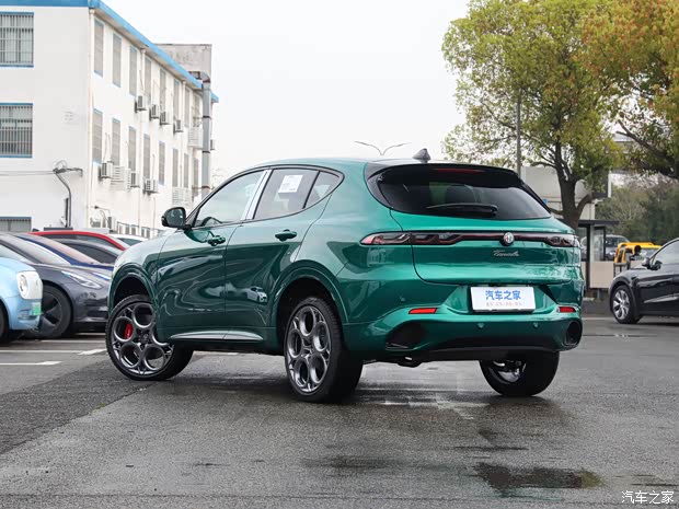 阿爾法·羅密歐 Tonale托納利 2024款 2.0T 268HP AWD Tributo Italiano 致敬傳奇版