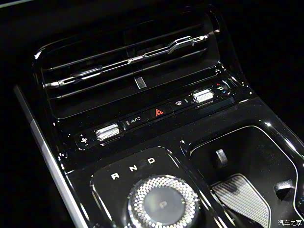 上汽通用五菱 五菱星光 2024款 共创版 510 进阶型 上汽通用五菱 五菱星光 2024款 共创版 510 进阶型