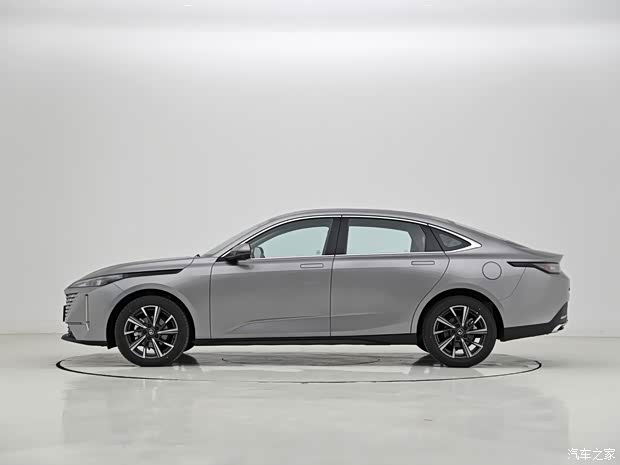 长安汽车 逸动 2024款 1.5T GDI自动 旗舰型 长安汽车 逸动 2024款 1.5T GDI自动 旗舰型