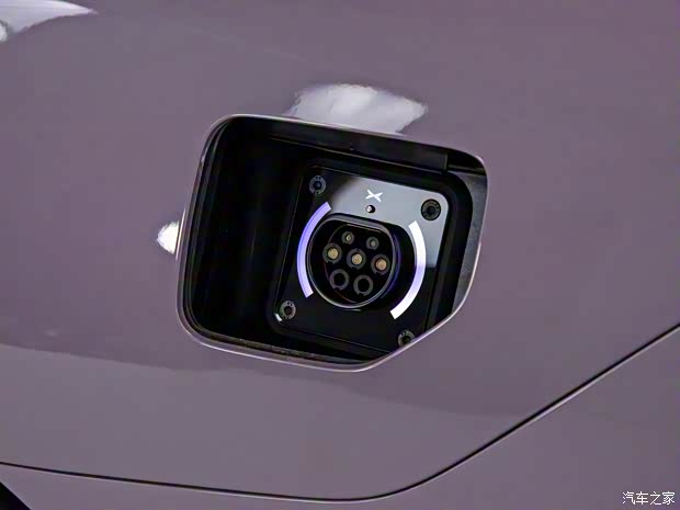 小鹏汽车 小鹏P7 2024款 P7i 鹏翼版 小鹏汽车 小鹏P7 2024款 P7i 鹏翼版