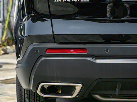 2024款 240TURBO 两驱锋尚版 5座 2024款 240TURBO 两驱锋尚版 5座