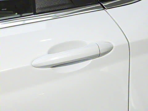 2025款 冠军版 1.5T DCT冠军MAX+ 7座 2025款 冠军版 1.5T DCT冠军MAX+ 7座