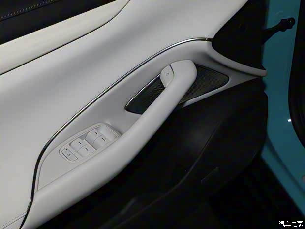 小米汽車 小米SU7 2024款 800km 四驅(qū)超長續(xù)航高階智駕Max版