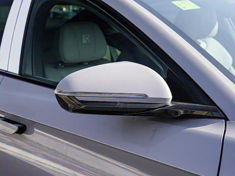 2025款 DM-i 智驾版 125KM精英型 2025款 DM-i 智驾版 125KM精英型