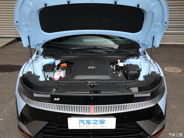 现代N IONIQ 5 N 2024款 基本型 现代N IONIQ 5 N 2024款 基本型