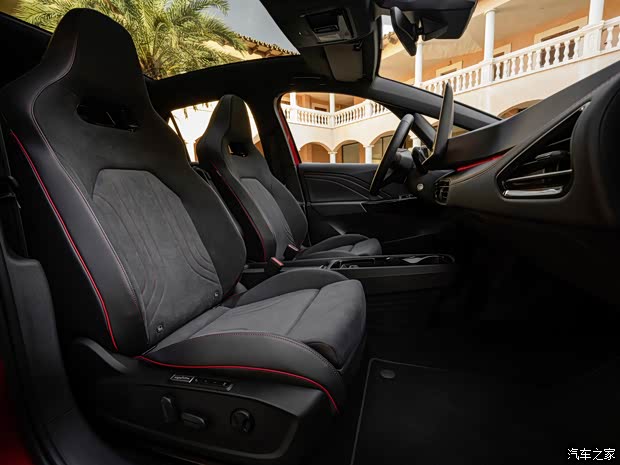 大眾(進(jìn)口) 大眾ID.3(海外) 2024款 GTX 歐洲版