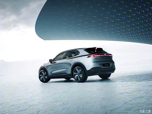 深蓝汽车 深蓝S05 2024款 纯电版