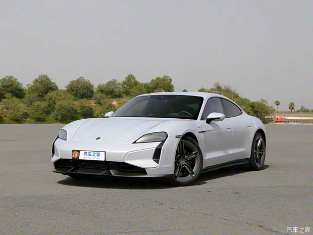 保时捷 Taycan 2024款 Taycan Turbo S