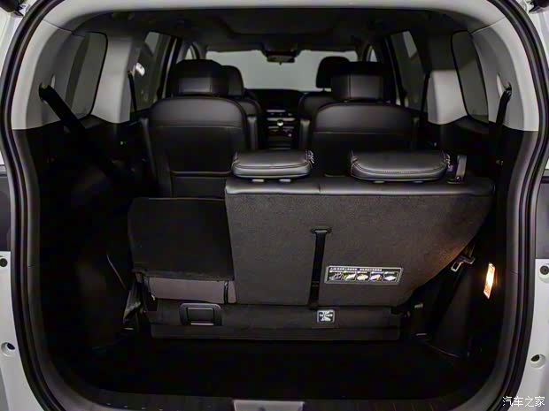 广汽乘用车 传祺M6 MAX 2024款 高配版 广汽乘用车 传祺M6 MAX 2024款 高配版