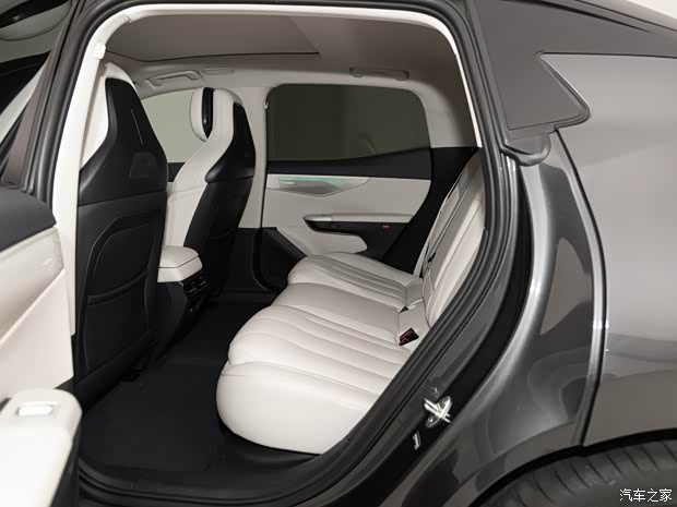 领克 领克07 2024款 EM-P 126长续航 Ultra 领克 领克07 2024款 EM-P 126长续航 Ultra