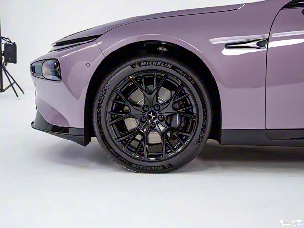 小鹏汽车 小鹏P7 2024款 P7i 鹏翼版 小鹏汽车 小鹏P7 2024款 P7i 鹏翼版