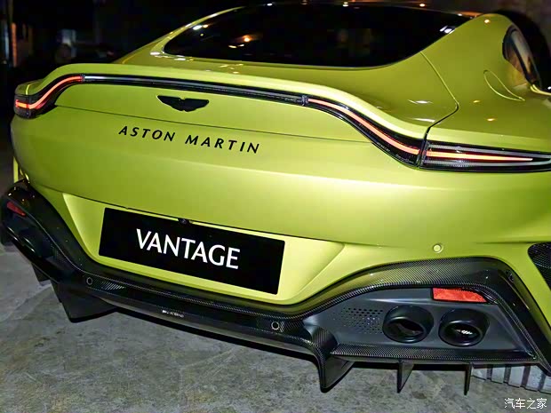 阿斯顿·马丁 V8 Vantage 2024款 4.0T V8 Coupe 阿斯顿·马丁 V8 Vantage 2024款 4.0T V8 Coupe