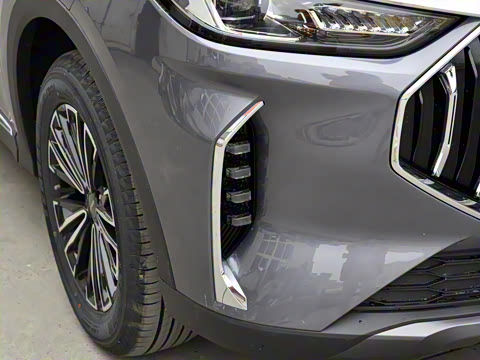 2025款 冠军版 1.5T 手动冠军 7座 2025款 冠军版 1.5T 手动冠军 7座