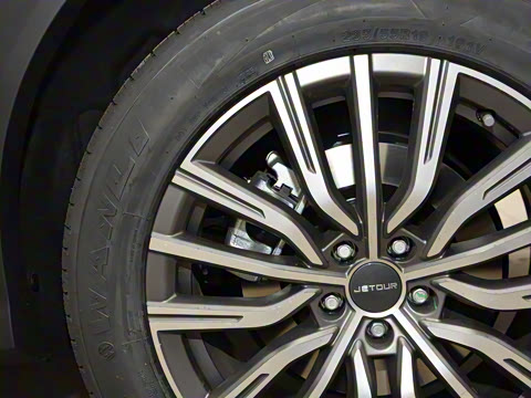 2025款 冠军版 1.5T DCT冠军PRO 5座 2025款 冠军版 1.5T DCT冠军PRO 5座